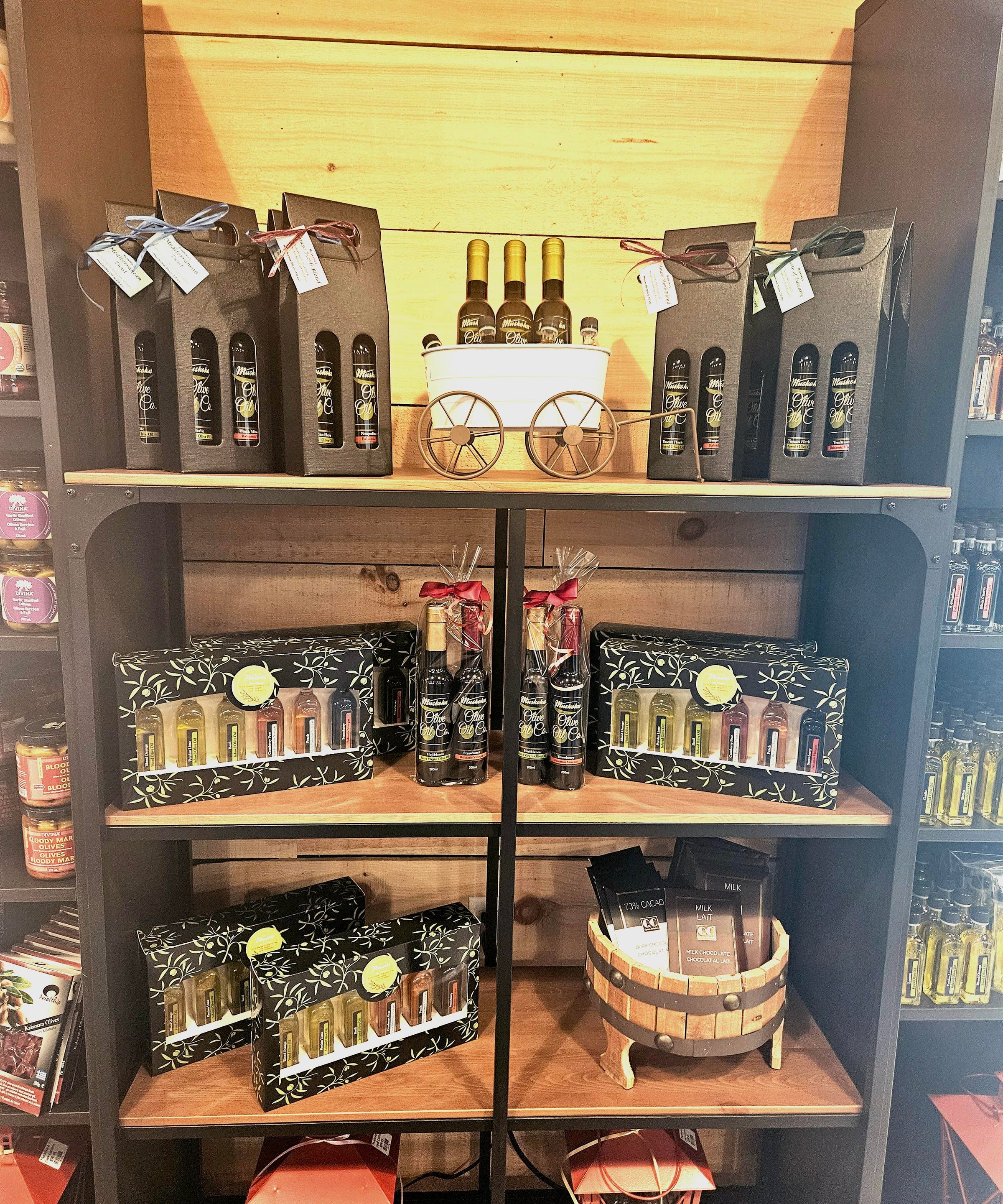 Oil Gift Items and Boxes